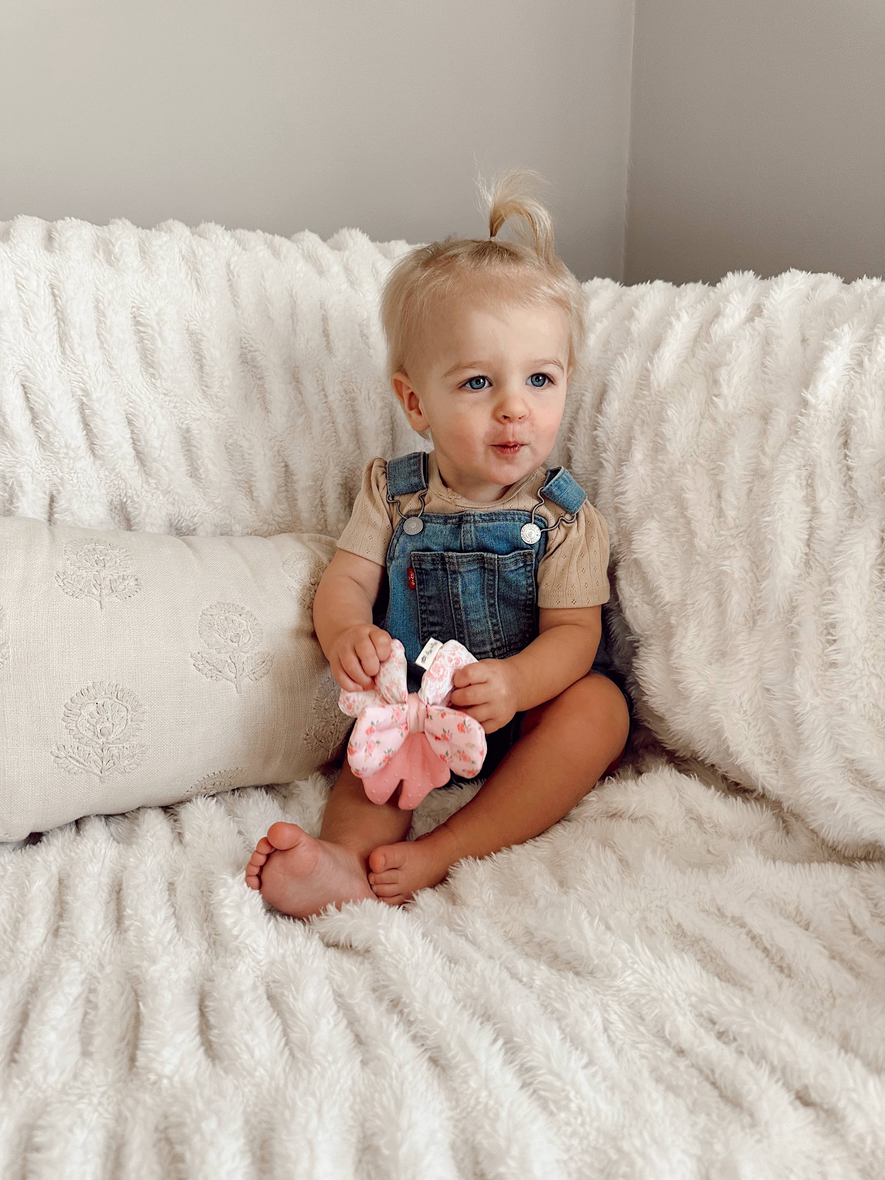 Bow Sweetie Crinkle™ - Premium teethers from Itzy Ritzy - Just $9.95! Shop now at Pat's Monograms